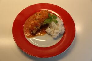 Geflügelröllchen mit Wodka-Sauce (1)
