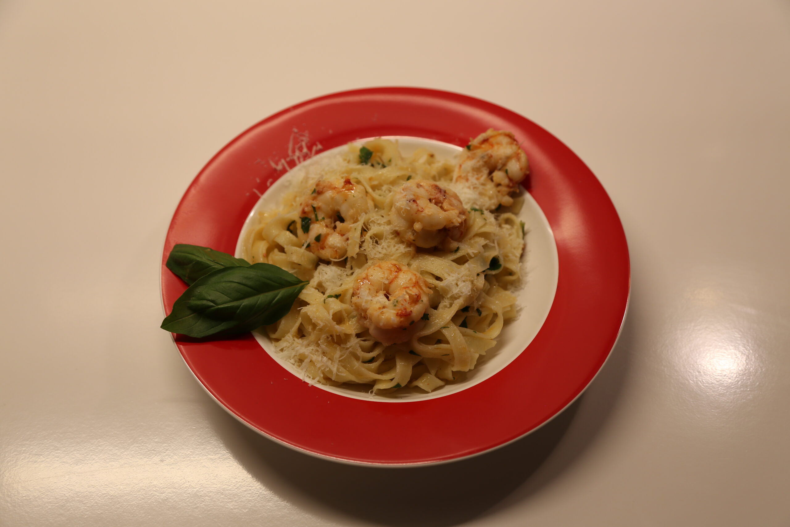 Pasta aglio e olio con Scampi (1)