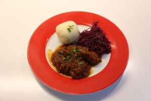 Brauhaus-Gulasch (1)
