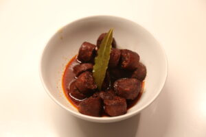 Chorizo al vino (1)