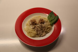 Spaghetti alla Noci (1)