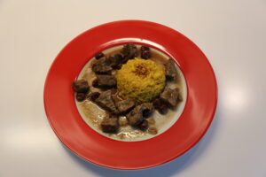 Khoresh-e Albaloo (1)