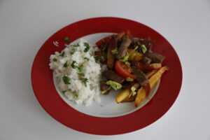 Lomo Saltado (1)
