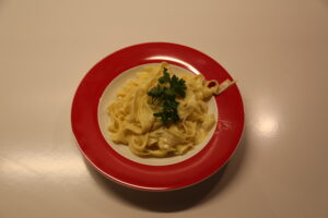 Fettuccine Alfredo (1)