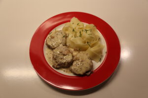 Medallones de solomillo con salsa (1)