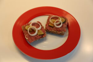 Mettbrötchen (1)