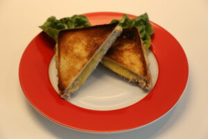Tuna Melt (1)
