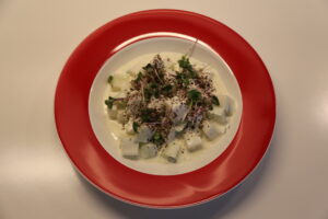 Kohlrabi-Salat mit Minze und Kresse (1)
