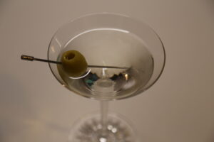 Simple & Elegant Martini (1)